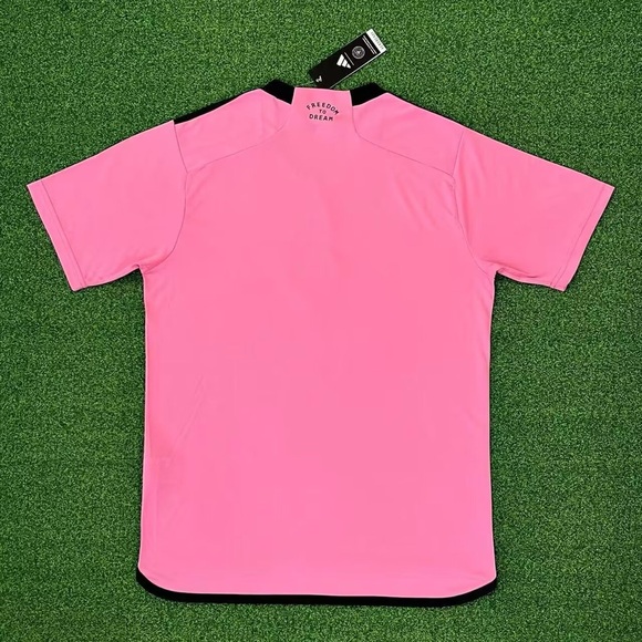 Inter Miami home fans issue 24/25 - Picture 2 of 3